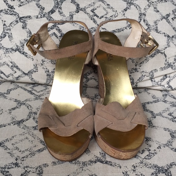 Michael Kors suede and cork wedges - Picture 4 of 6